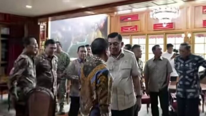 Menhan Kumpulkan Purnawirawan Holopis