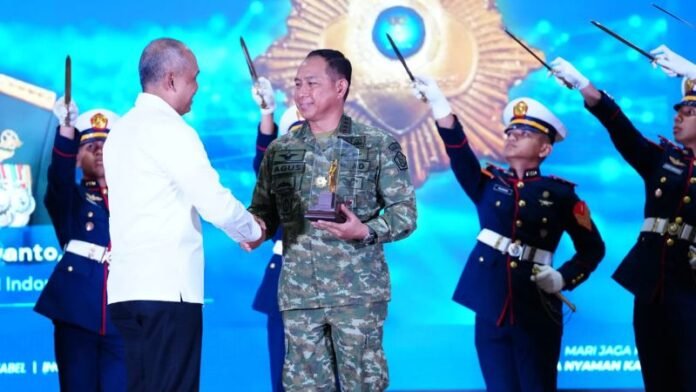 Panglima Tni Agus Holopis