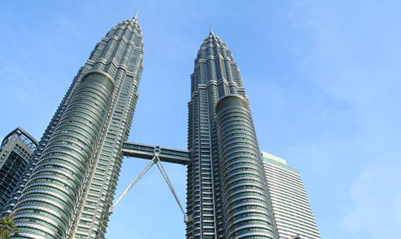 Petronas Tower Holopis