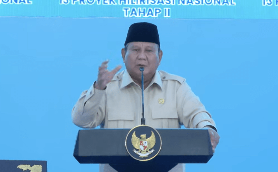 Prabowo Pidato Di Cilacap