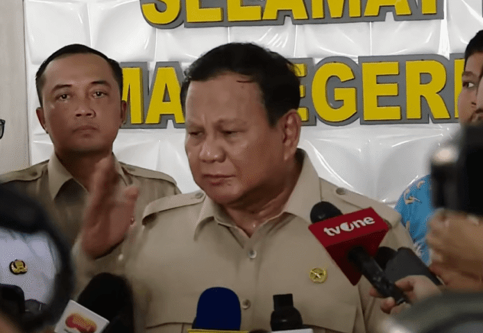 Prabowo Subianto Di Cilacap Holopis