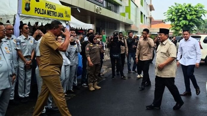 Prabowo Ke Rsud Kota Bekasi Holopis