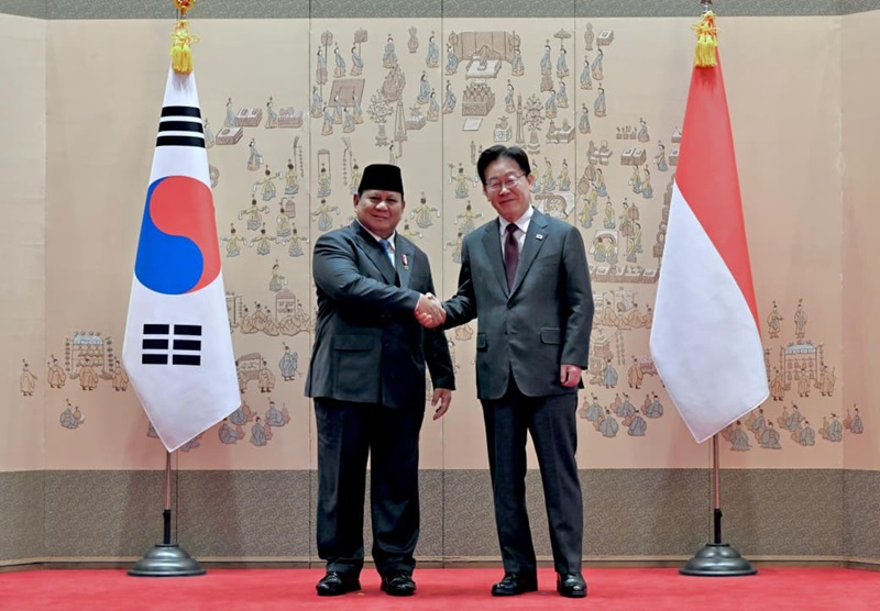 Presiden Prabowo Dan Presiden Lee Jae Myung Saat Pertemuan Bilateral Holopis