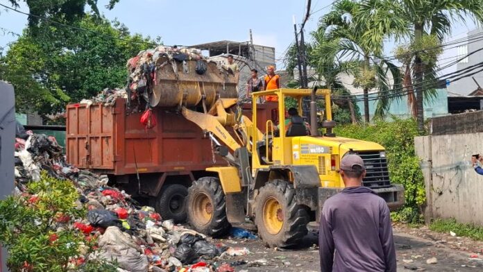 Sampah Jakbar Holopis 1