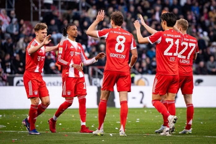 Skuad Bayern Munchen Saat Selebrasi Gol Lawan St Pauli Di Lanjutan Bundesliga Holopis