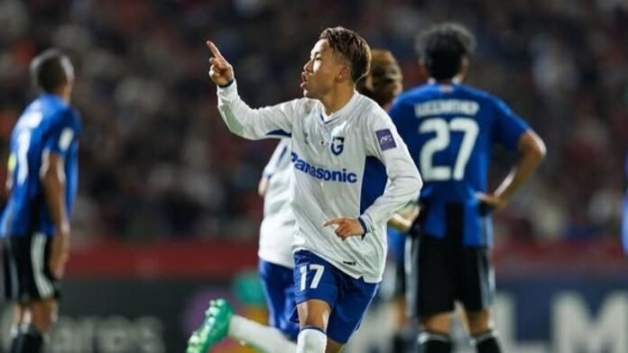 Gamba Osaka Holopis