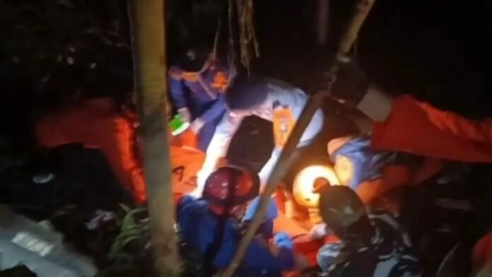 Penumpang Heli Jatuh Di Kalbar Holopis