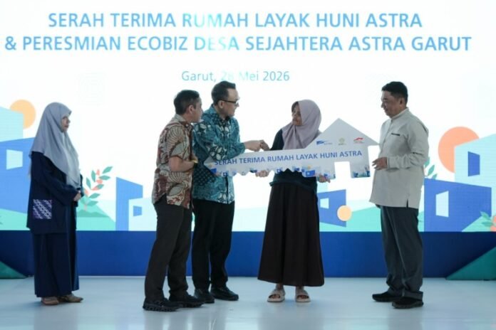 Astra Holopis
