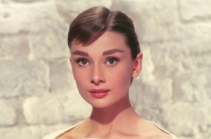 Audrey Hepburn Holopis