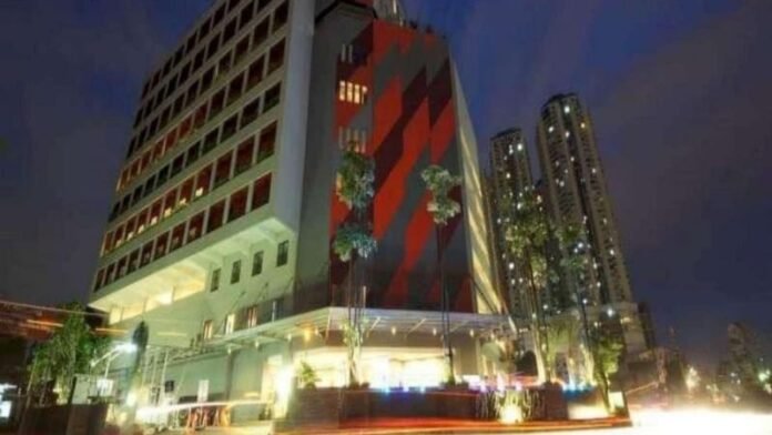 B Fashion Hotel Holopis