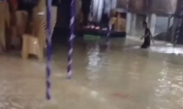 Banjir Oku Holopis Banjir Oku Holopis
