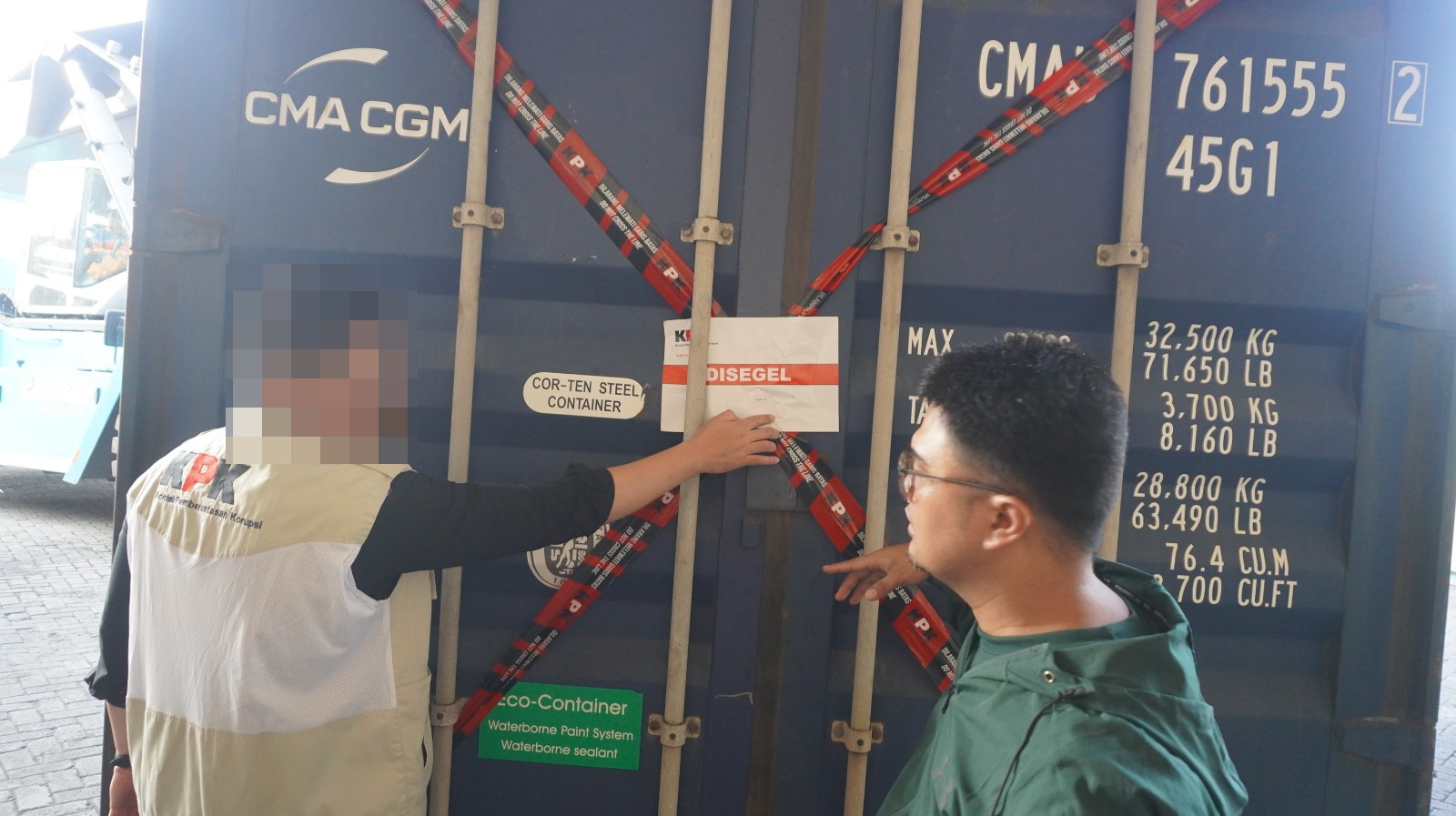 Barang Bukti Kasus Pt Blueray Cargo