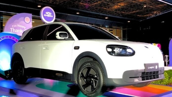 Chery Q Holopis