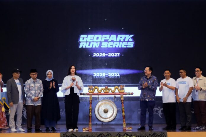 Geoparks Run Series Holopis
