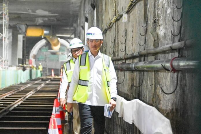Gibran Rakabuming Mrt 2 Holopis