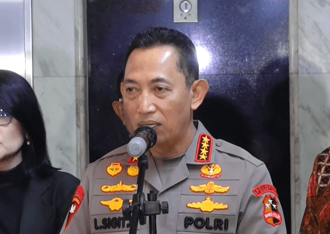 Kapolri Di Gedung Kompolnas