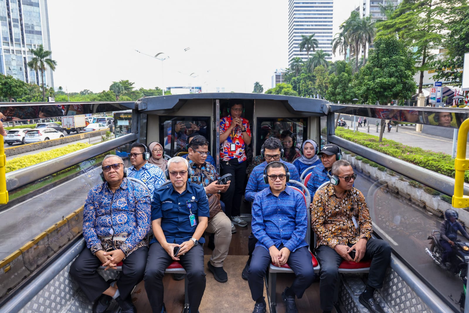 Kemnaker Dan Transjakarta