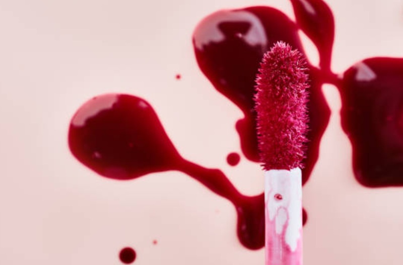 Liptint Holopis