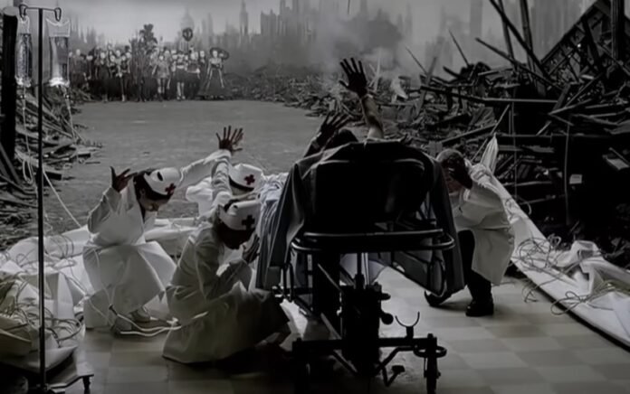 Lirik Lagu Welcome To The Black Parade My Chemical Romance Holopis