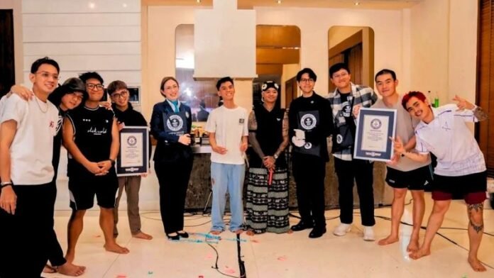 Marapthon Masuk Guinness World Records Holopis