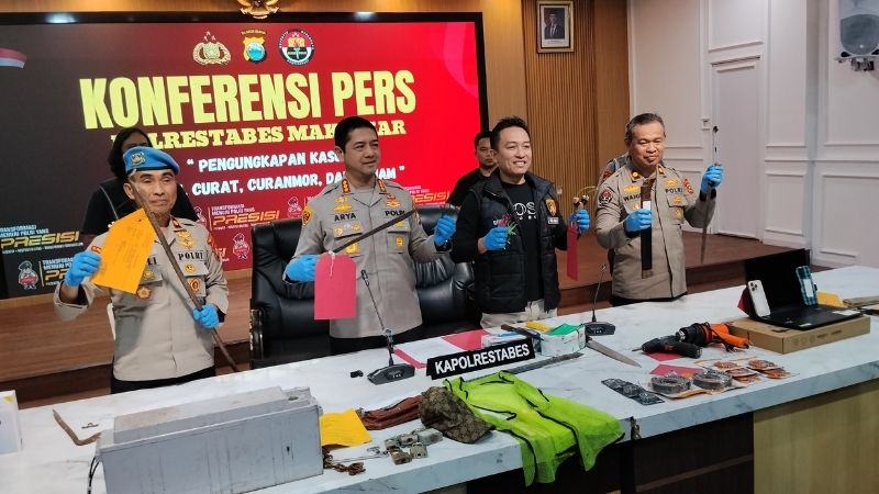 Polrestabes Makassar Holopis