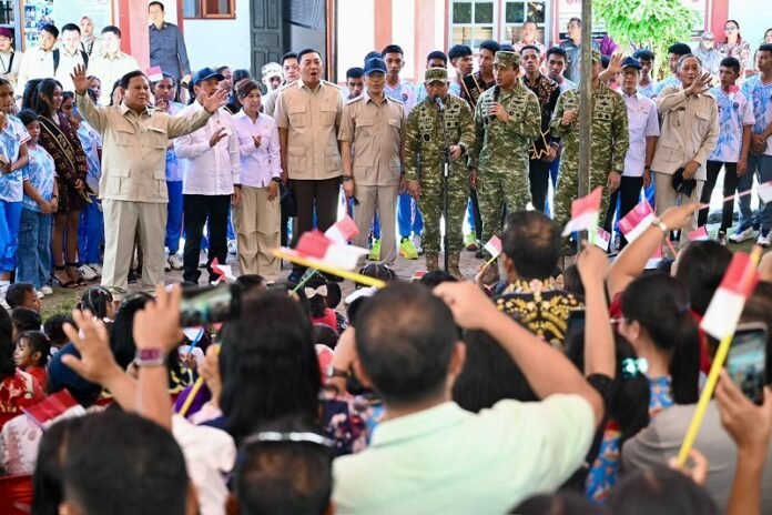Presiden Prabowo Subianto Di Depan Masyarakat Miangas Holopis 1