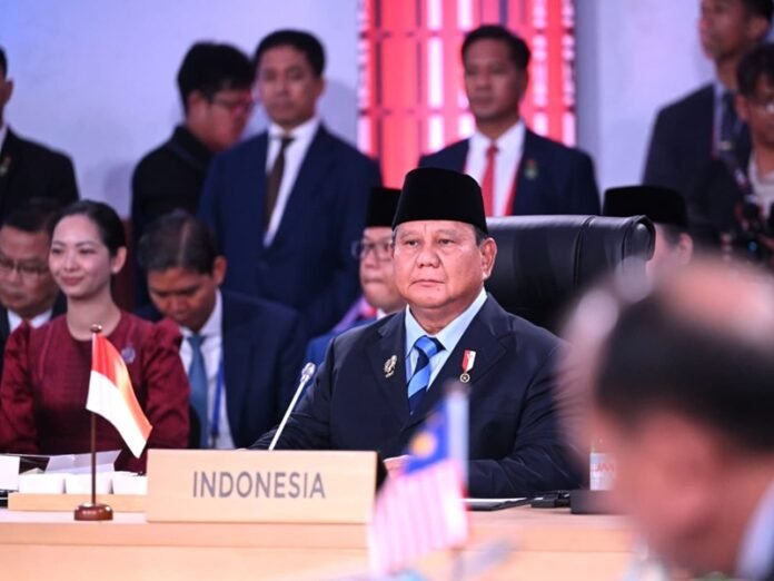 Presiden Prabowo Saat Hadir Di Rapat Pleno Ktt Asean Ke 48 Holopis