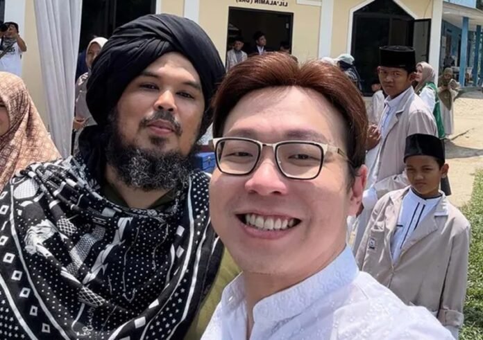 Richard Lee dan Derry Sulaiman Holopis