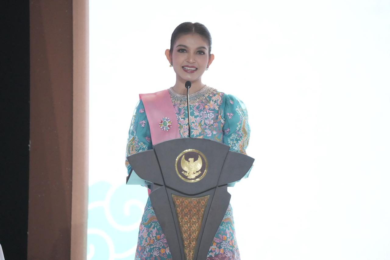 Selvi Ananda