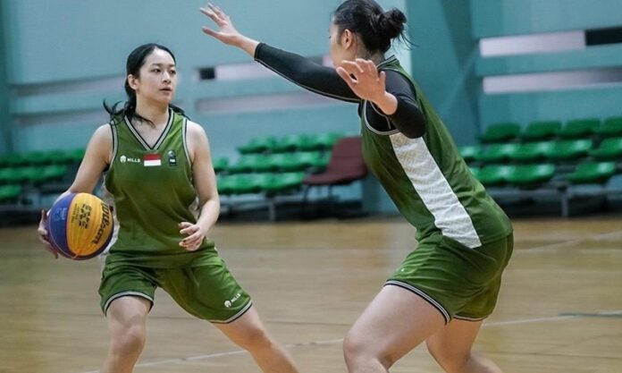 Skuad Timnas Basket 3x3 Indonesia Putri Saat Latihan Holopis