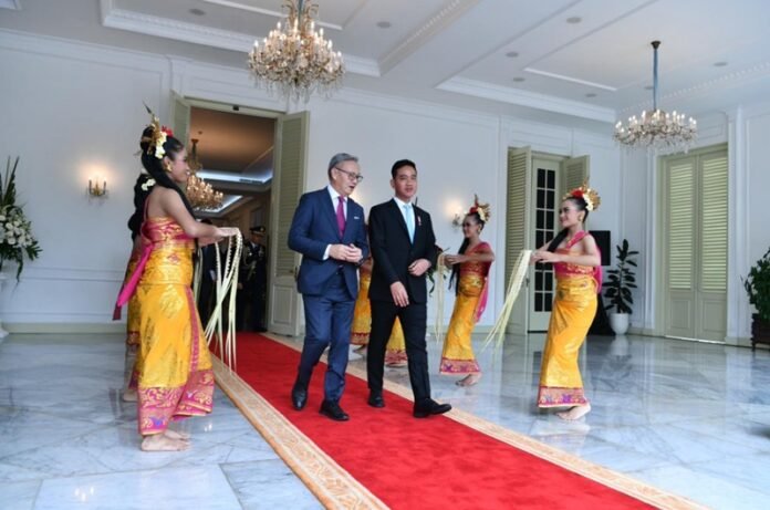 Wapres Gibran Dan Wakil Pm Laos Holopis