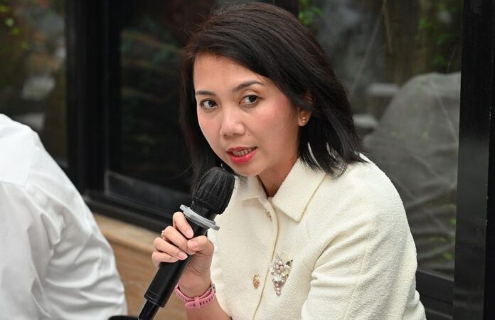 Yvonne Mewengkang