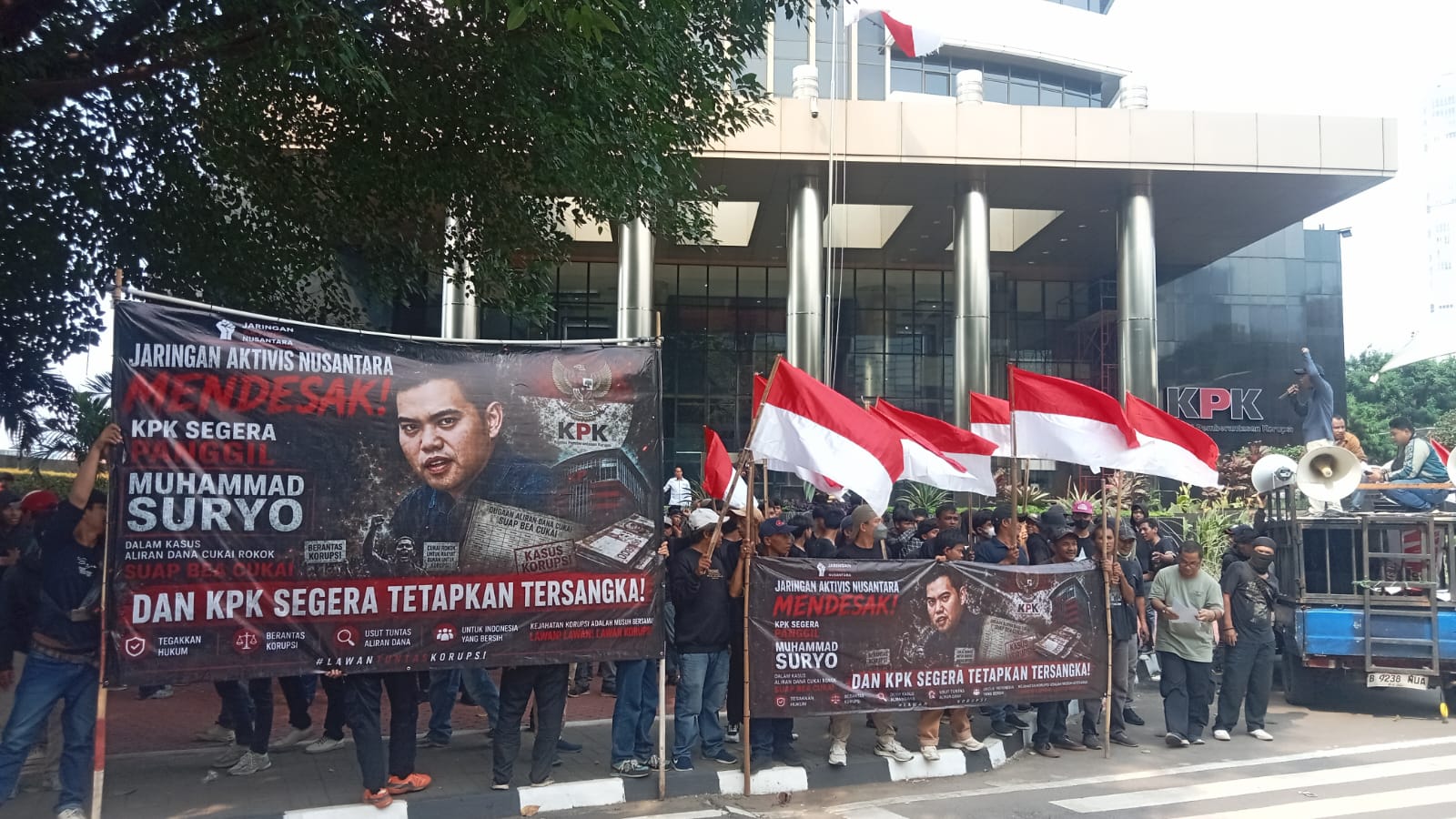 Demo Muhammad Suryo Di Kpk