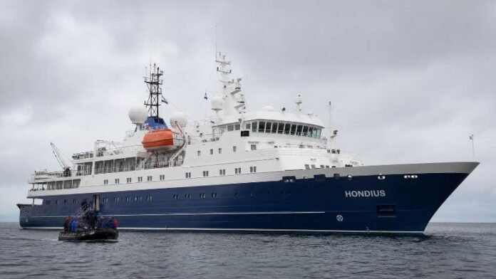 Kapal Pesiar Ekspedisi Mv Hondius Holopis