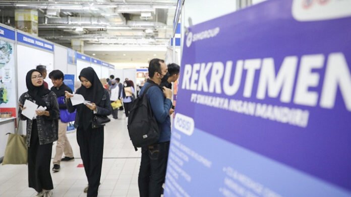 Job Fair Holopis