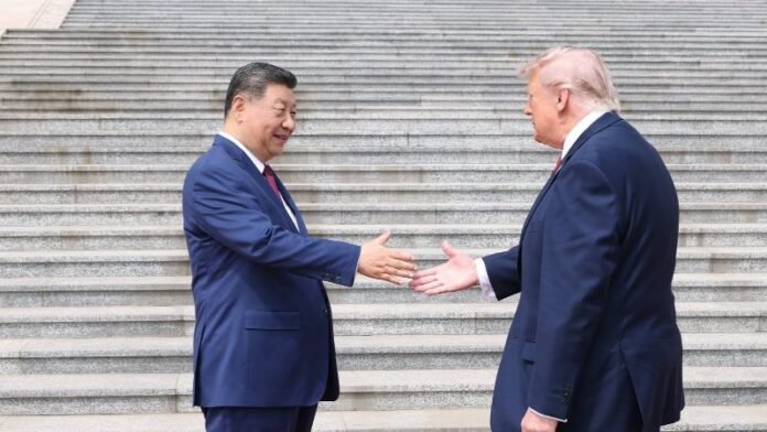 Trump Xie Holopis