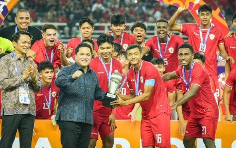 Timnas Indonesia Holopis