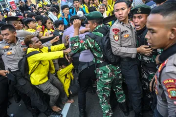 TNI Mahasiswa Holopis