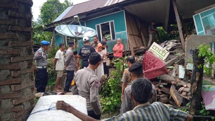 Banjir Di Sinjai Holopis