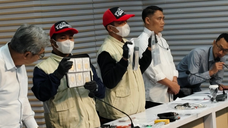 Barang Bukti Ott Imigrasi Holopis 1