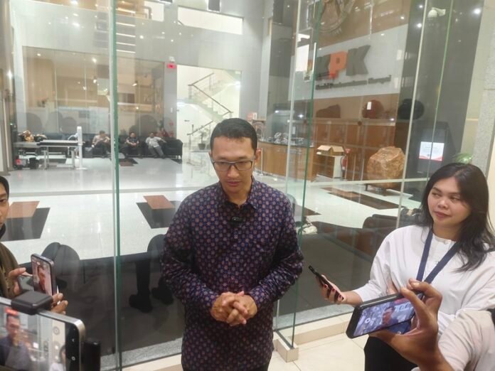 Budi Prasetyo Kpk Holopis 1