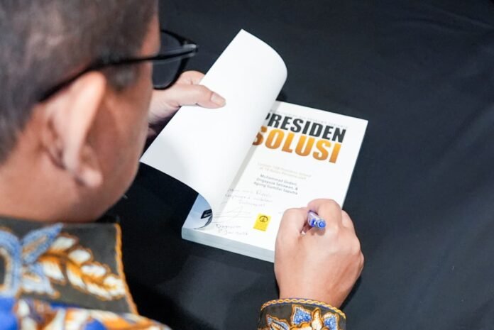 Buku Presiden Solusi Holopis 1
