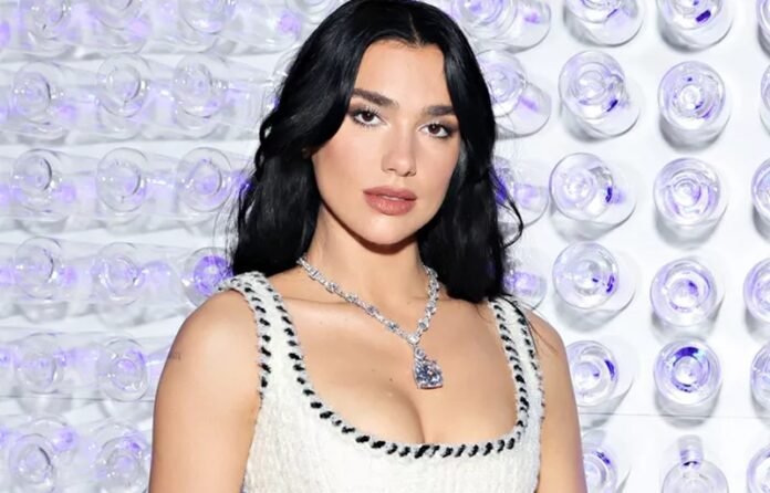 Dua Lipa Holopis.com