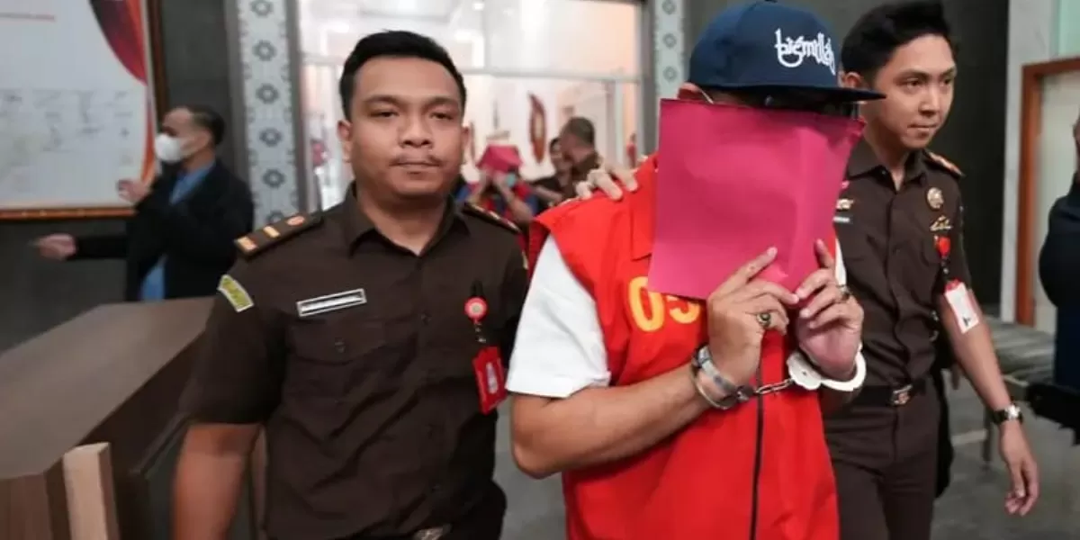 Penangkapan Eks Pimpinan Cabang Bank Sumsel Babel Holopis