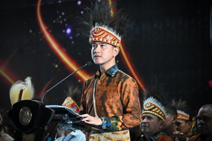 Gibran Di Manokwari Holopis