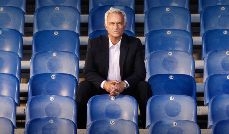 Jose Mourinho Pelatih Baru Real Madrid Holopis