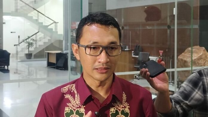 Jubir Kpk Holopis 6