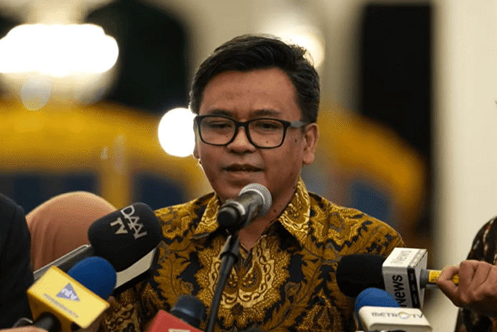 Mochammad Firman Hidayat Den
