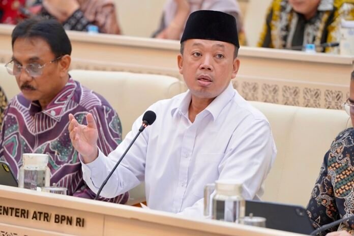 Nusron Wahid Holopis 1