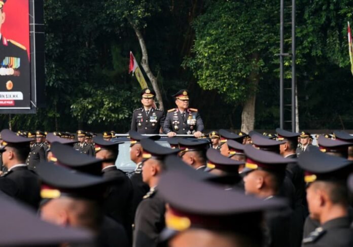 Perwira Polisi Holopis